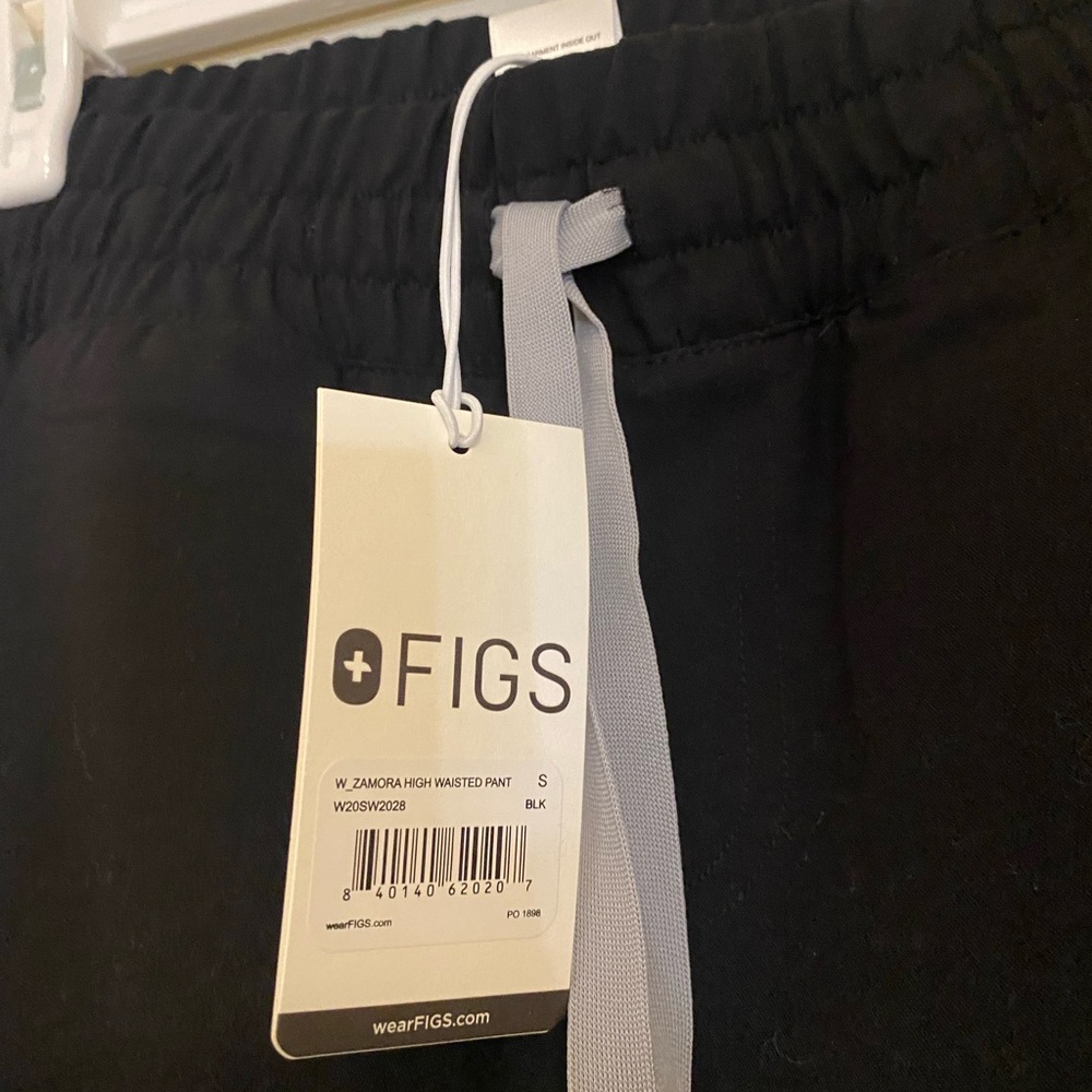 Figs Zamora High Waisted Jogger Scrub Pant (Scrunch Waistband)